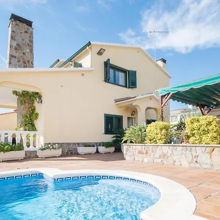 فيلة R15 Casa Marinada