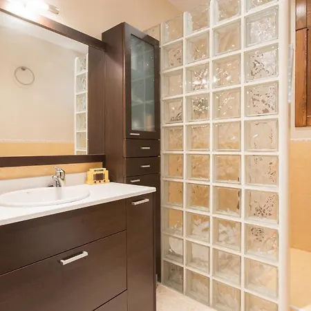فيلة R15 Casa Marinada كالافيل