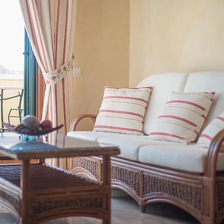 R15 Casa Marinada فيلة *
